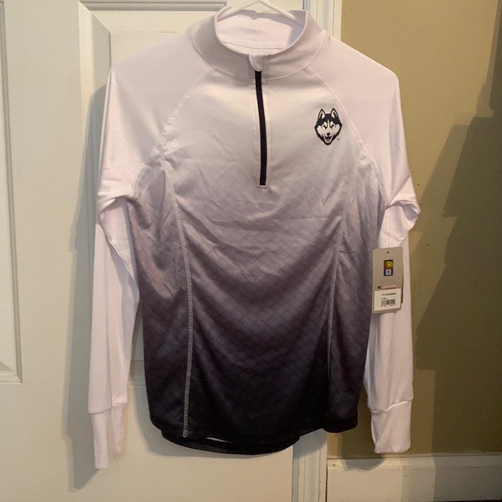 Women’s Colosseum UConn quarter zip pullover